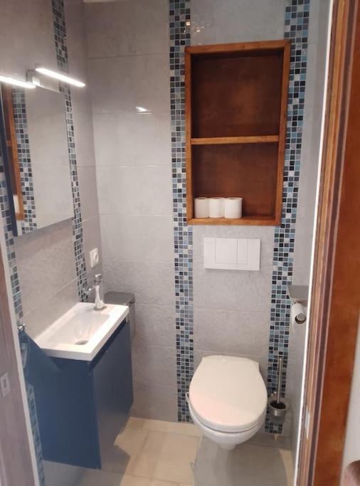 Holiday home De Charme 2 A 4 Personnes Au Bord De L'orne *